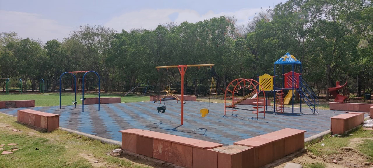 Chitragupt Park, Rohini